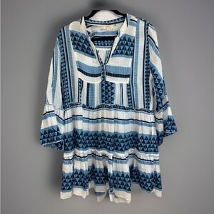 Elan Blue and White Patterned Garment size Medium